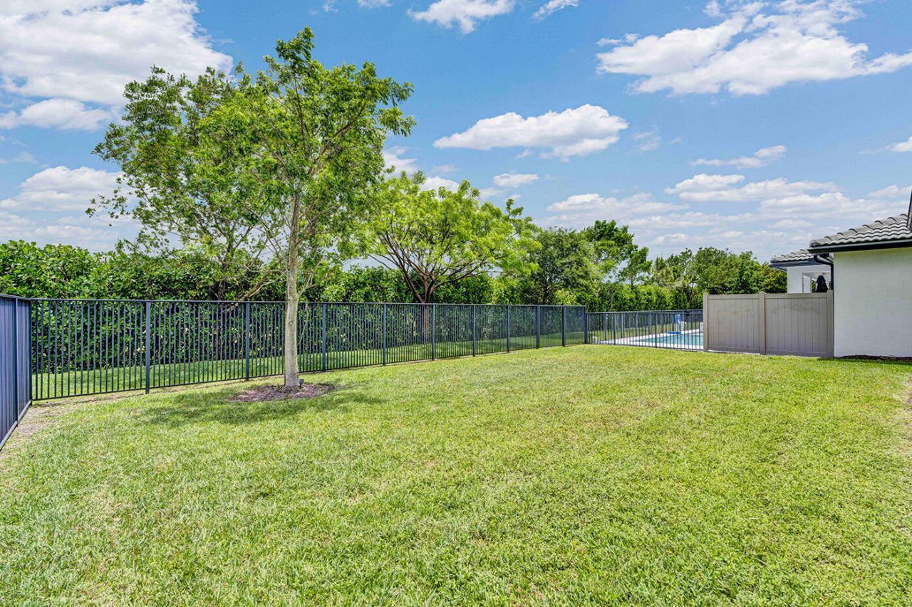 8296 Vaulting Drive, Lake Worth, FL 33467 Photo