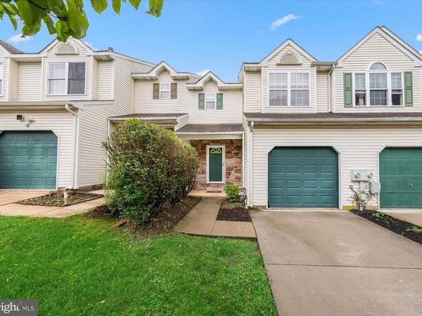 952 GLACKENS LANE, WILMINGTON, DE 19808