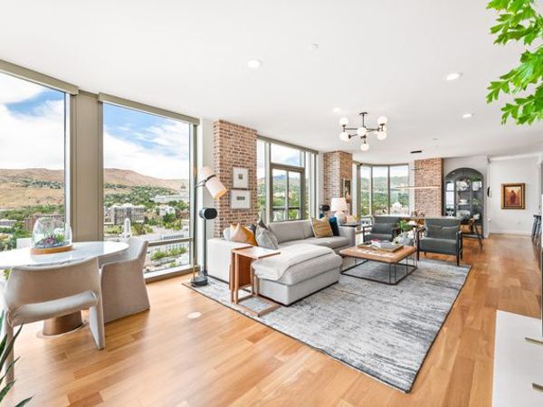 99 W SOUTH TEMPLE ST S, Unit 2206, Salt Lake City, UT 84101
