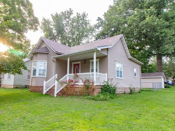 617 E Franklin Street, Clinton, MO 64735