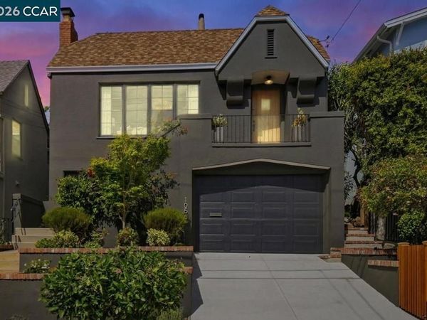 1056 El Centro Ave, Oakland, CA 94602