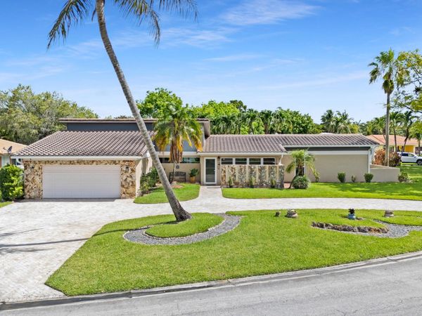 10751 NW 43rd Court, Coral Springs, FL 33065