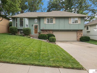13529 Atwood Avenue , Omaha, NE 68144