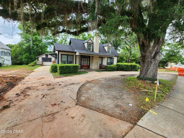 4305 Lafayette Street , Marianna, FL 32446