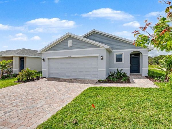 9597 Venetian Square, Vero Beach, FL 32966