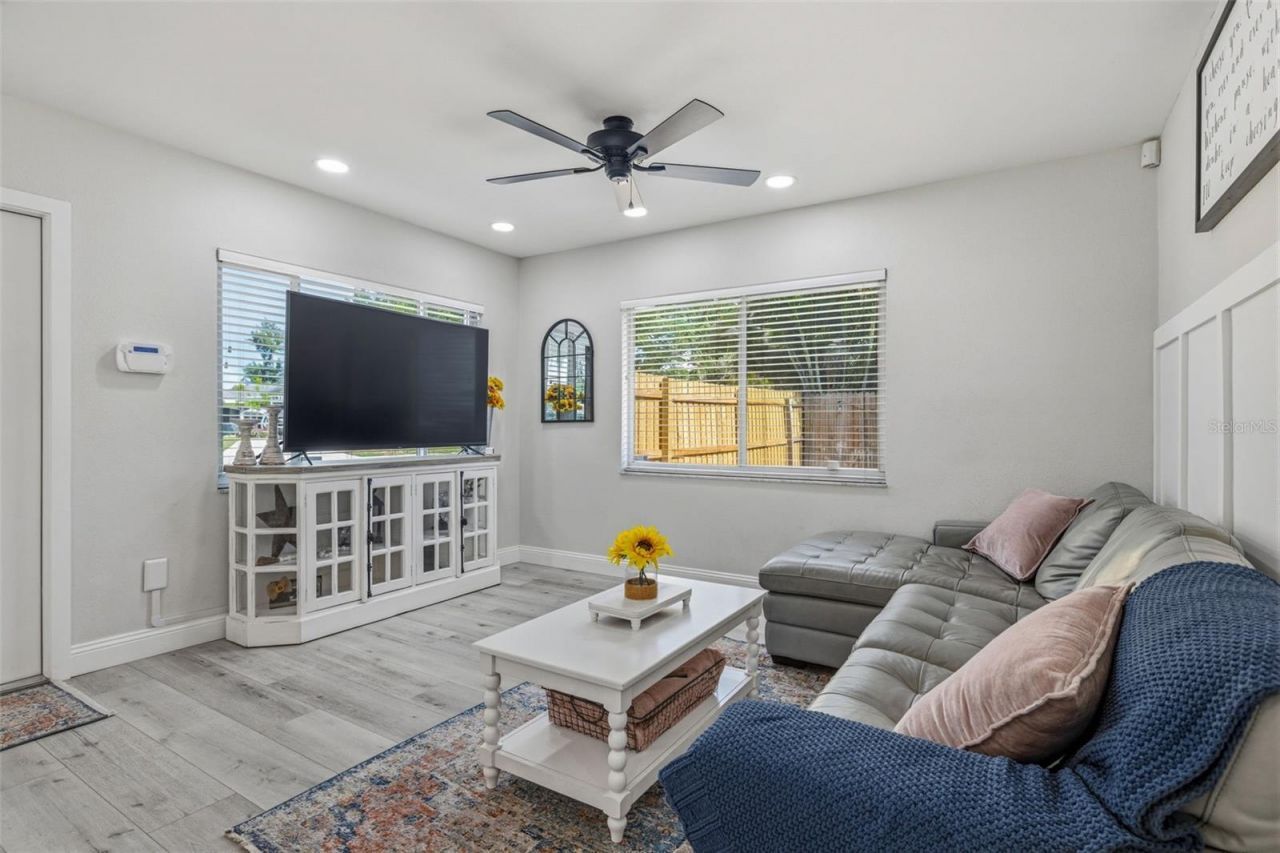 3044 55th Street N, Saint Petersburg, FL 33710 Photo