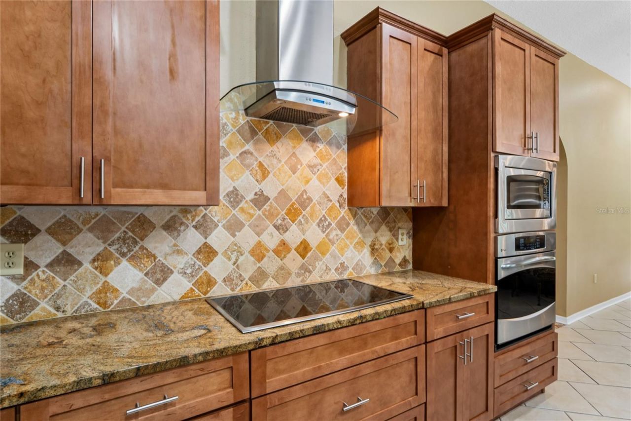 1087 Riverside Ridge, Tarpon Springs, FL 34688 Photo