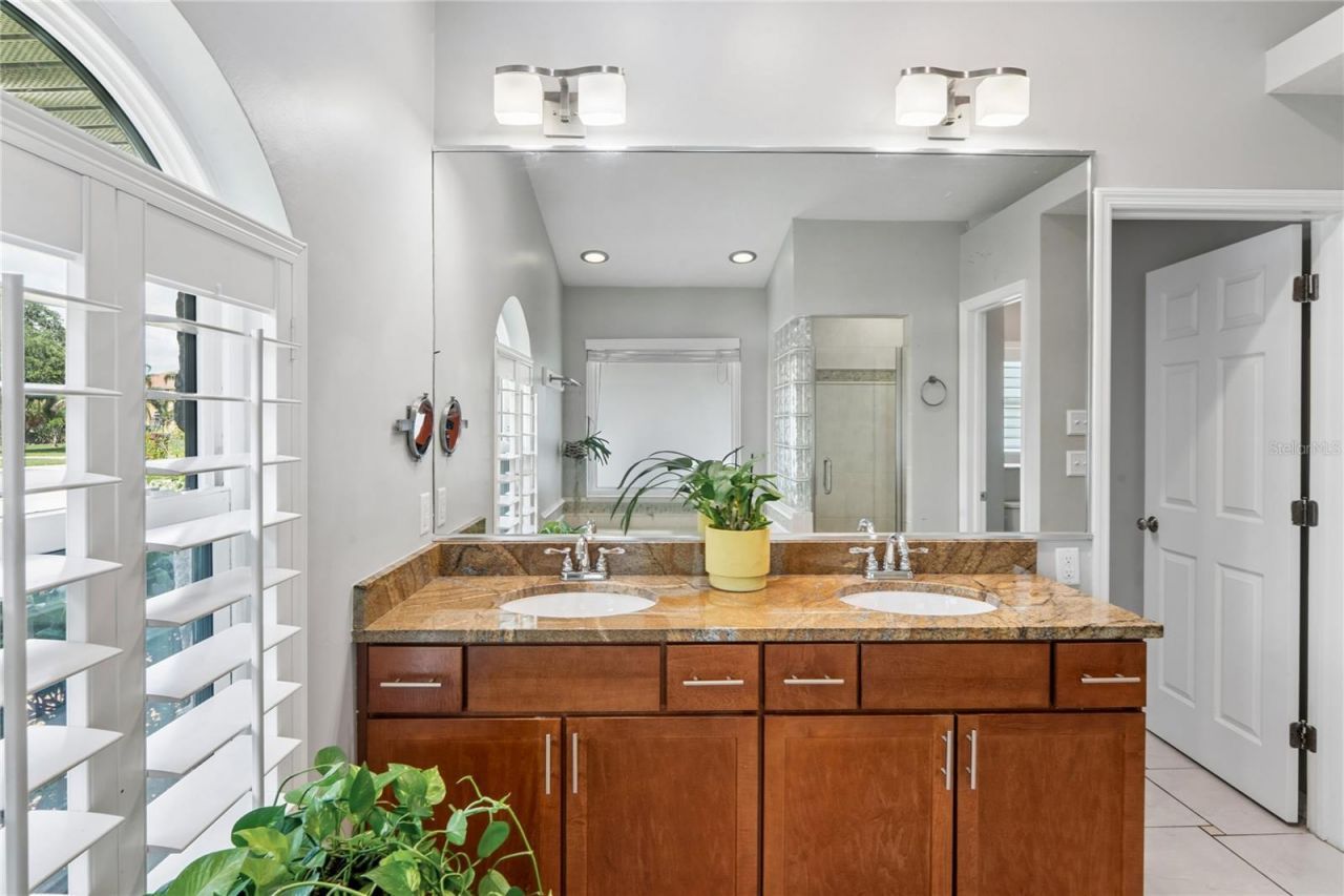 1087 Riverside Ridge, Tarpon Springs, FL 34688 Photo