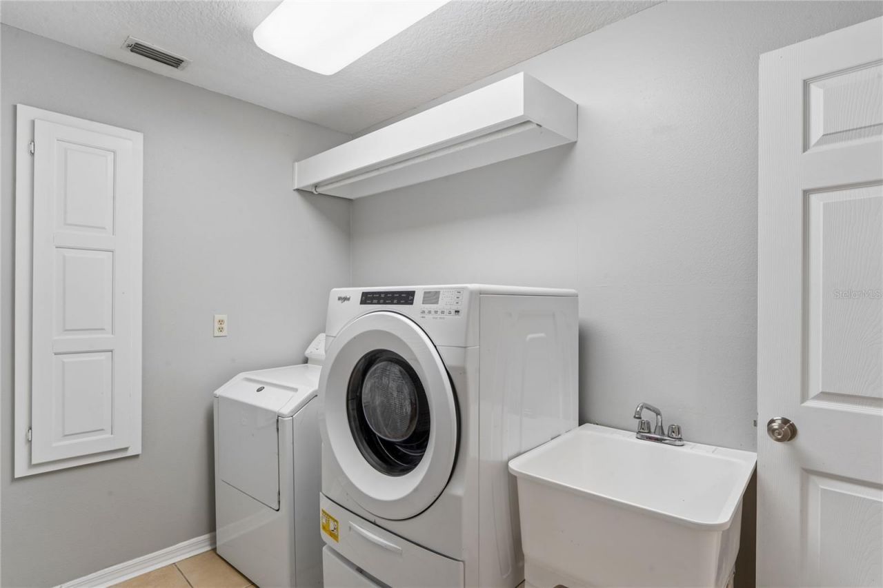 1087 Riverside Ridge, Tarpon Springs, FL 34688 Photo