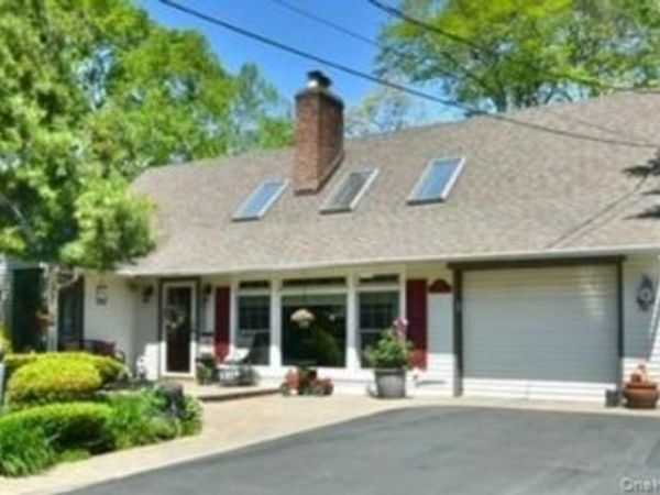 129 Margaret Boulevard , Merrick, NY 11566