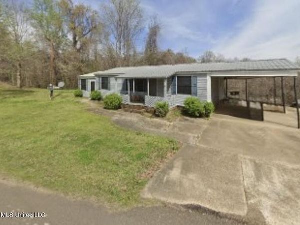 1800 Ingram Road, Benton, MS 39039
