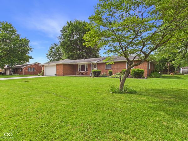 107 Tanglewood Drive , Anderson, IN 46012