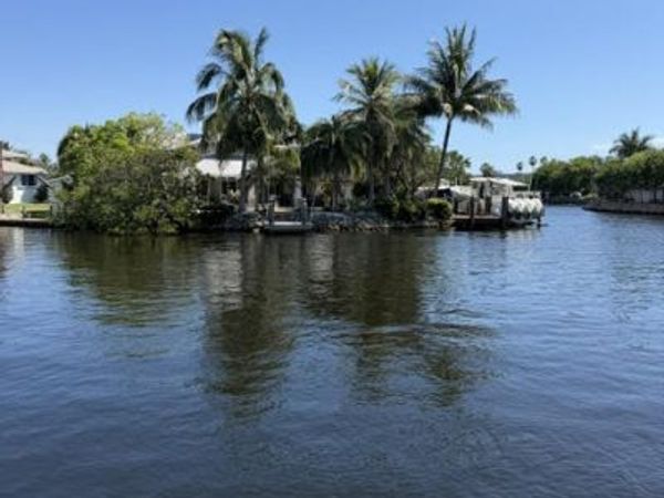 2108 NE 22nd Street, Wilton Manors, FL 33305