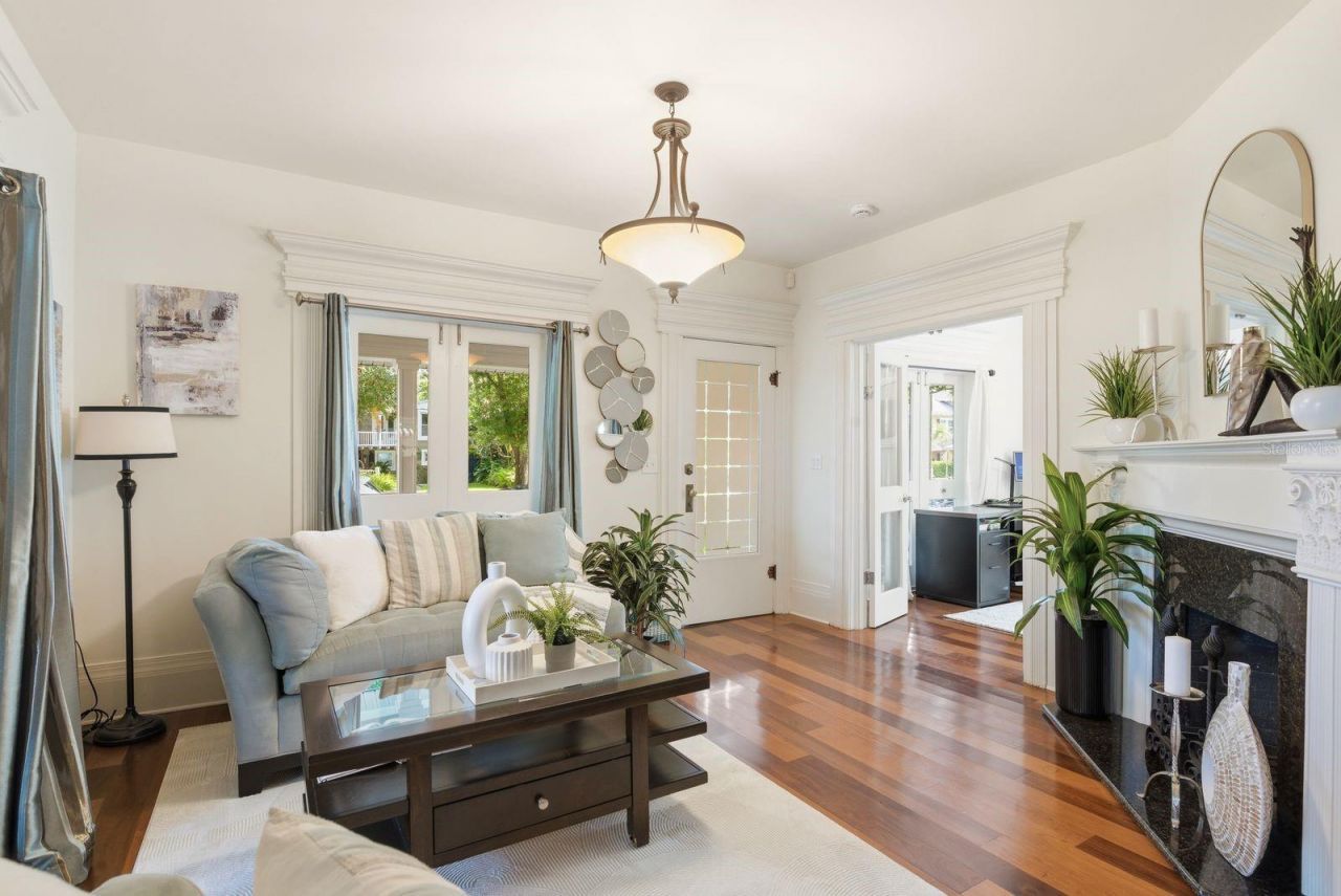 888 16th Avenue N, Saint Petersburg, FL 33704 Photo