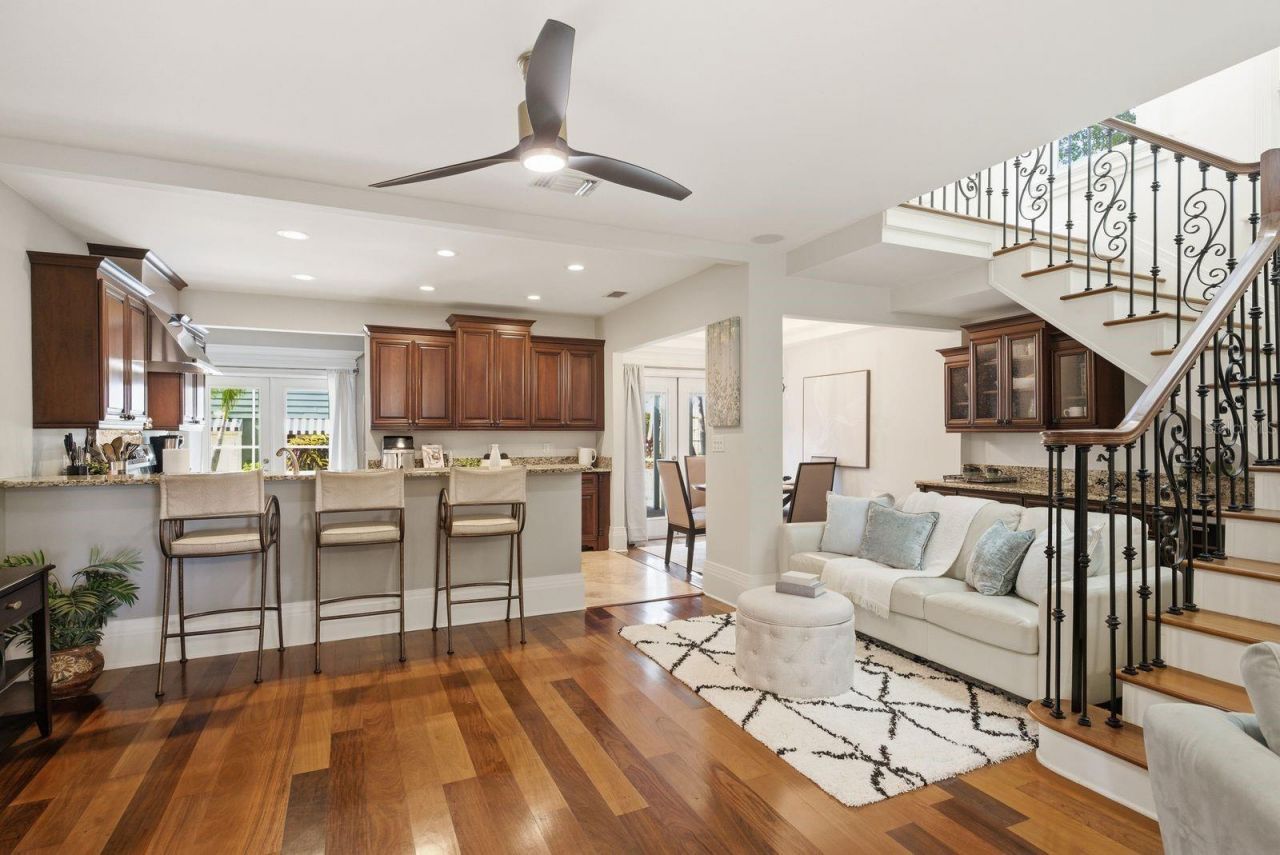 888 16th Avenue N, Saint Petersburg, FL 33704 Photo