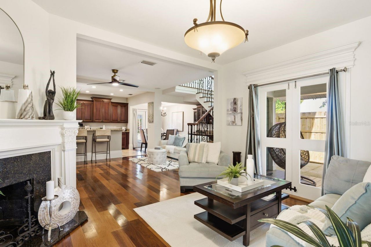 888 16th Avenue N, Saint Petersburg, FL 33704 Photo