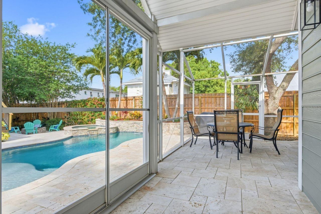 888 16th Avenue N, Saint Petersburg, FL 33704 Photo