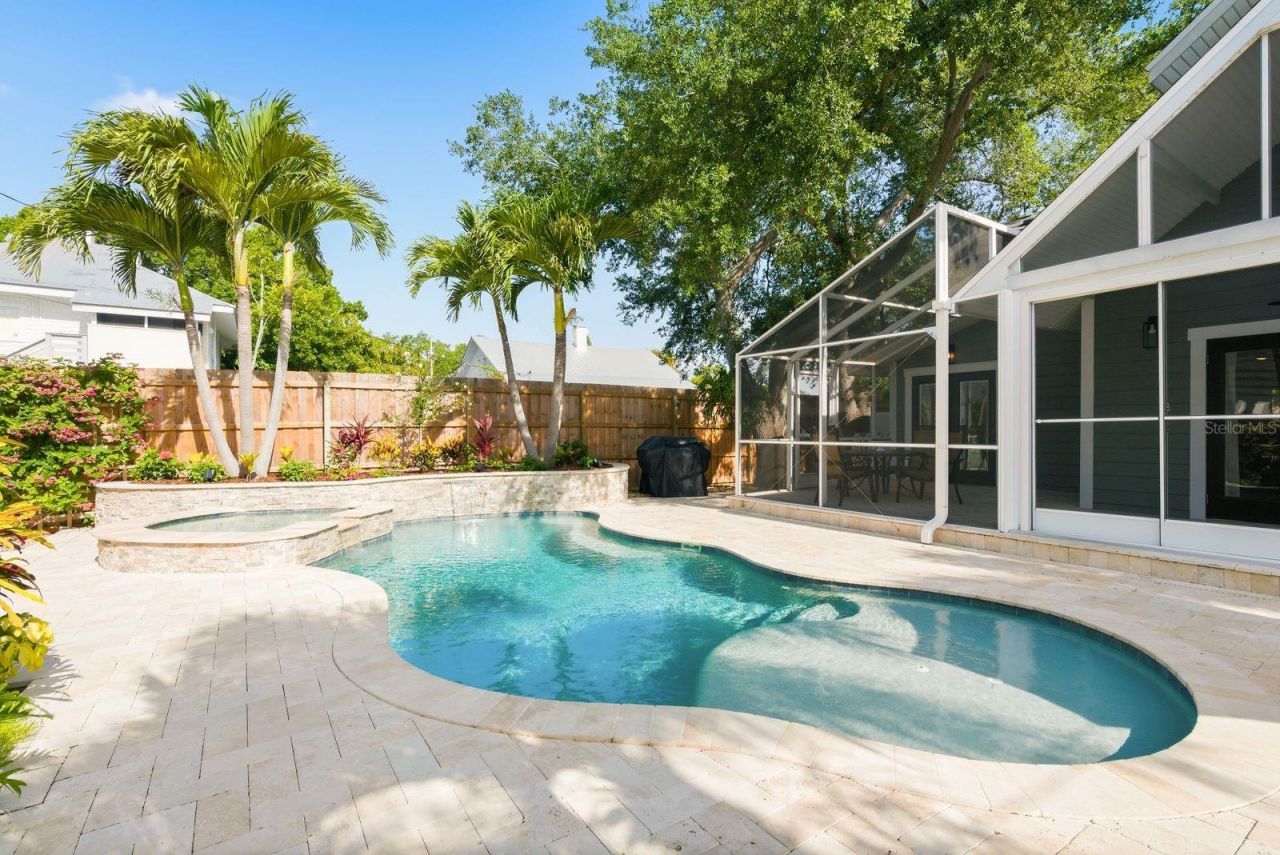 888 16th Avenue N, Saint Petersburg, FL 33704 Photo