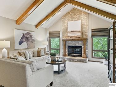 6616 S 91st Avenue , Omaha, NE 68127