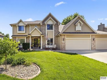 17223 O Street , Omaha, NE 68135