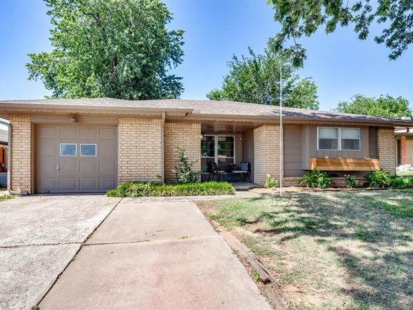 1109 W Peebly Drive, Midwest City, OK 73110