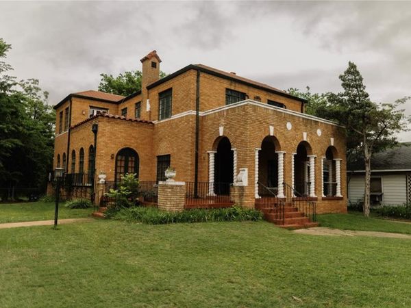 1224 W Minnesota Avenue, Chickasha, OK 73018