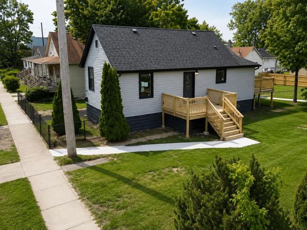 4512 Ash Avenue , Hammond, IN 46327
