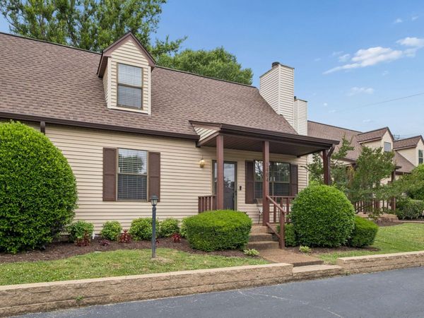 1404 Quail Run , Nashville, TN 37214