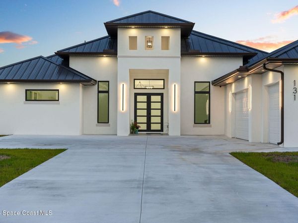 131 Cavalier Street , Palm Bay, FL 32909