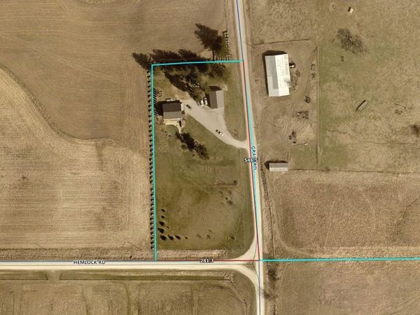 14059 GRAIN RD, Fayette, IA 52142