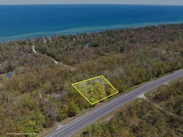 8724 U.S 23 Highway, Cheboygan, MI 49721