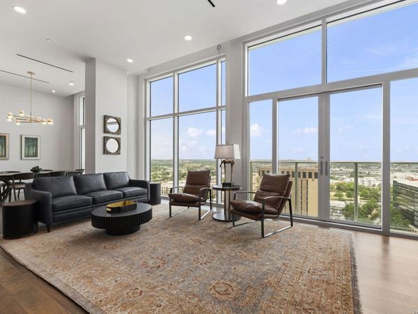 123 Lexington, Unit APT 1703, San Antonio, TX 78205