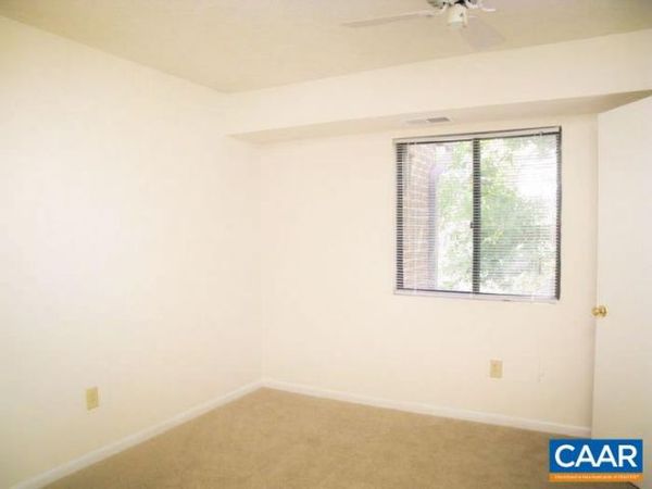 117 TURTLE CREEK RD , Unit 08, Charlottesville, VA 22901