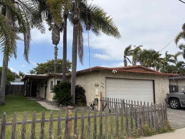240-242 25th Street Street, Del Mar, CA 92014
