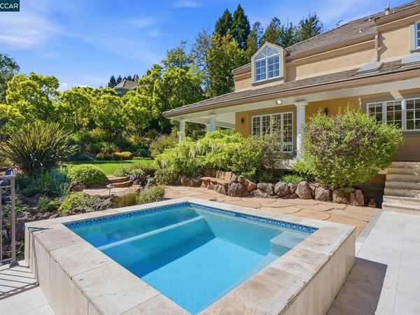 45 N Merrill Circle, Moraga, CA 94556