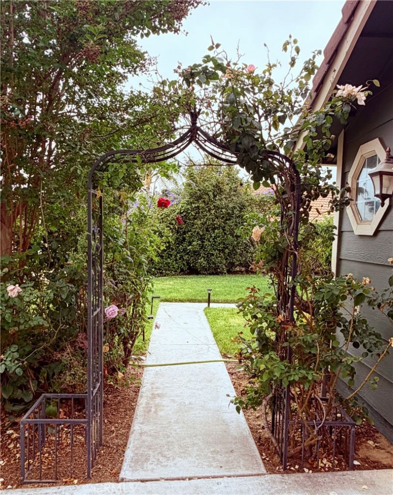 939 Gail, Redlands, CA 92374 Main Photo
