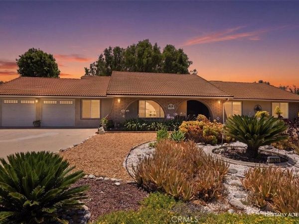 17531 Calle Del Corral, Riverside, CA 92504