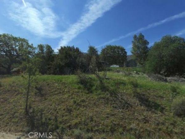 215 N Salaine Drive, Bodfish, CA 93205