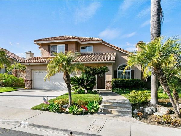 9 El Guiro, Rancho Santa Margarita, CA 92688