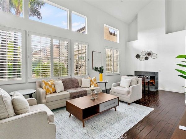 6 Del Carlo, Irvine, CA 92606