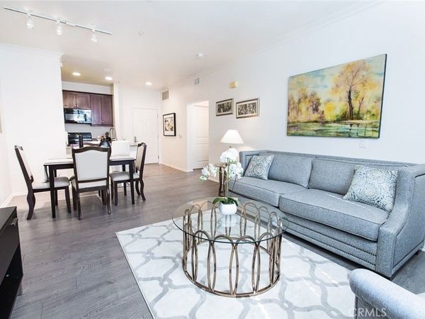 2117 Scholarship, Irvine, CA 92612