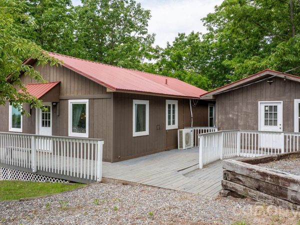 7042 Martin Lane , Morganton, NC 28655