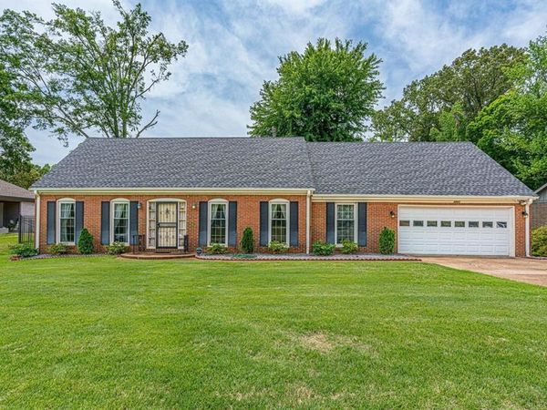 3021 WHITNEY AVE, Memphis, TN 38128