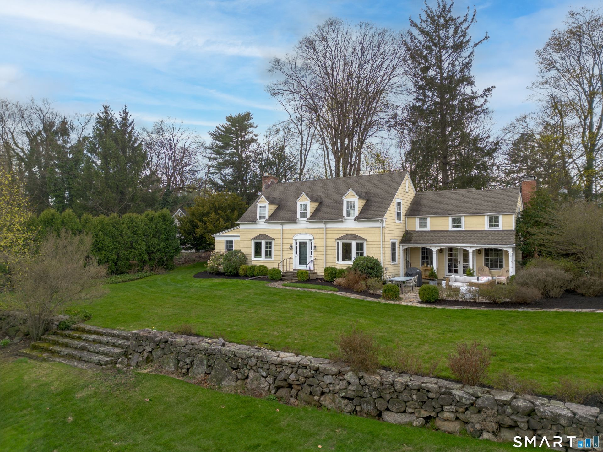 3 Holmewood, New Canaan, CT 06840 Main Photo