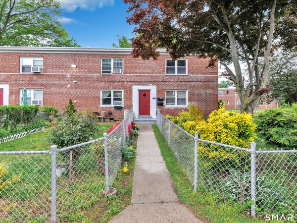 397-Building #3 Grandfield, Unit C, Bridgeport, CT 06610