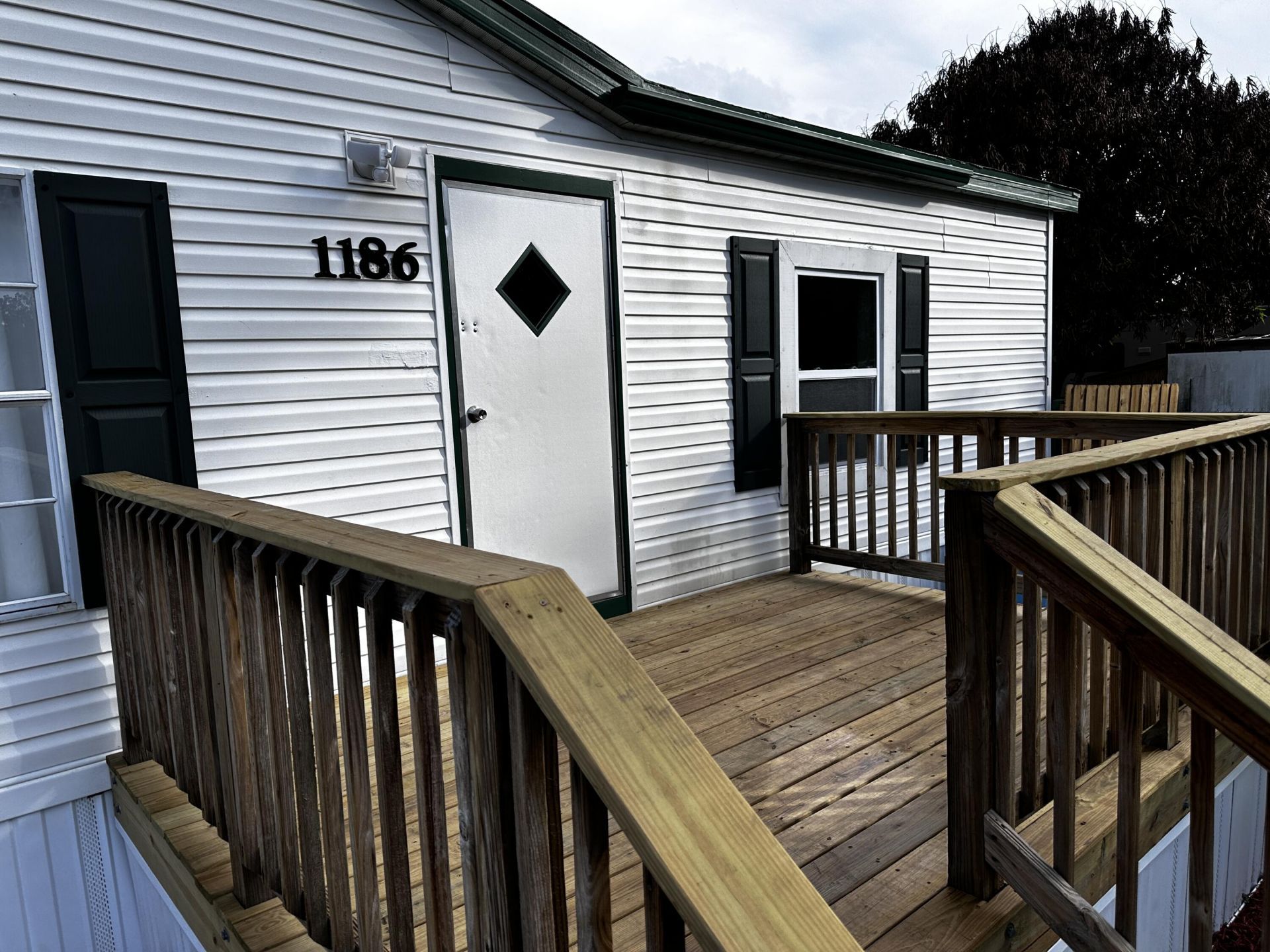 1186 SW Tropical Terrace, Stuart, FL 34997 Photo