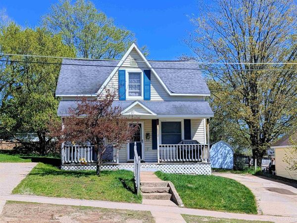 212 N Seventh Street, Marquette, MI 49855