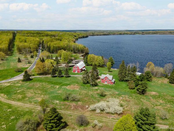 140 Sunset Shores Road, Bates Twp, MI 49935