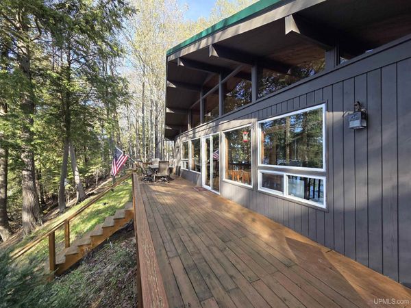 6079 East Beatons Lake Road, Watersmeet Twp, MI 49969