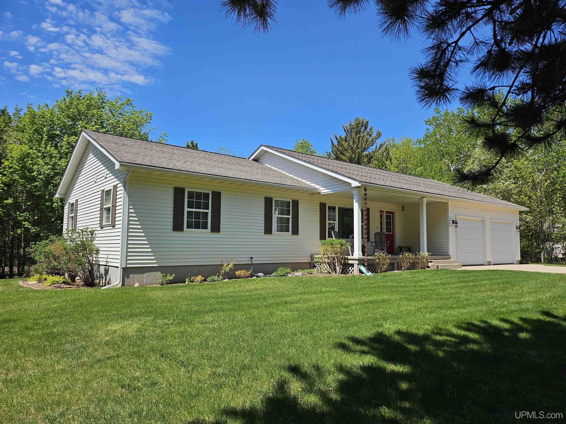1400 Copper Drive, Hancock, MI 49930 Main Photo